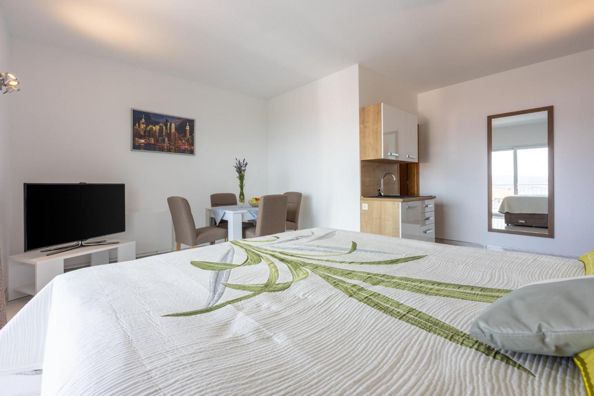קריקווניצה Apartments Sunshine D מראה חיצוני תמונה